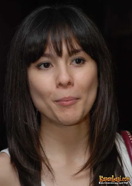 Foto Wulan Guritno