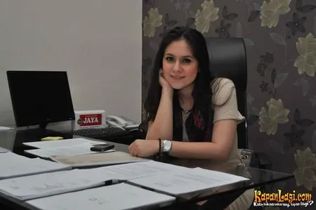 Foto Wulan Guritno
