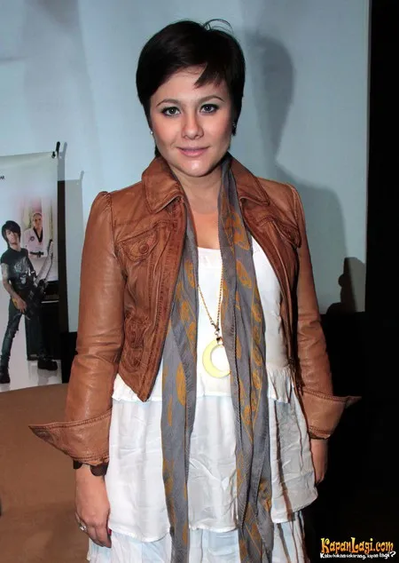 Foto Wulan Guritno