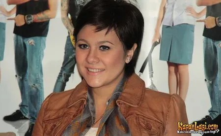 Foto Wulan Guritno