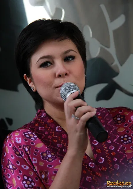 Foto Wulan Guritno