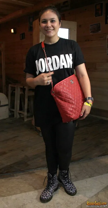 Foto Wulan Guritno