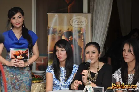 Foto Wulan Guritno