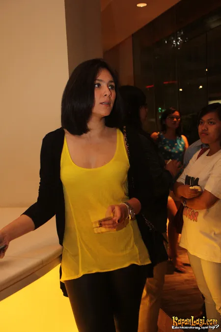 Foto Wulan Guritno