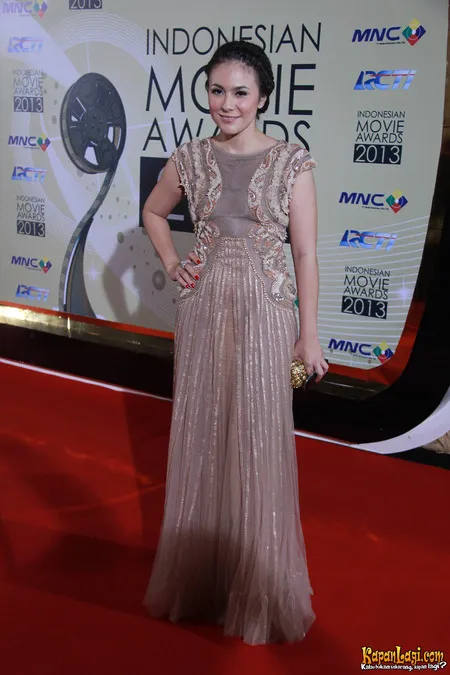 Foto Wulan Guritno