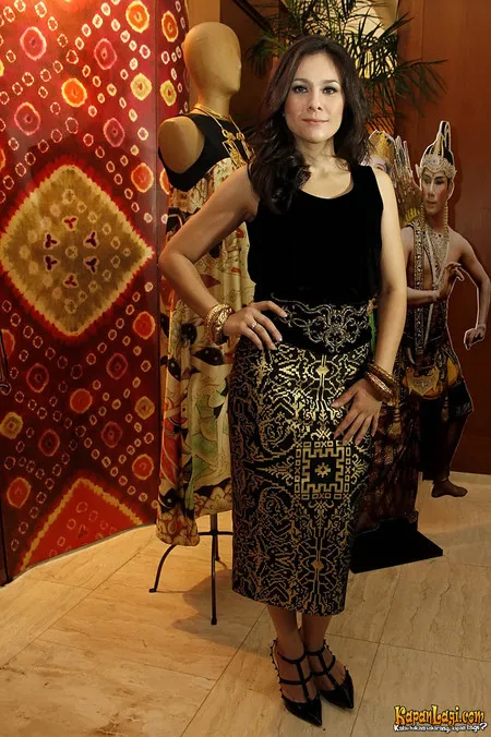 Foto Wulan Guritno