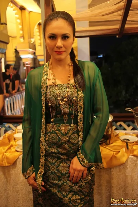 Foto Wulan Guritno