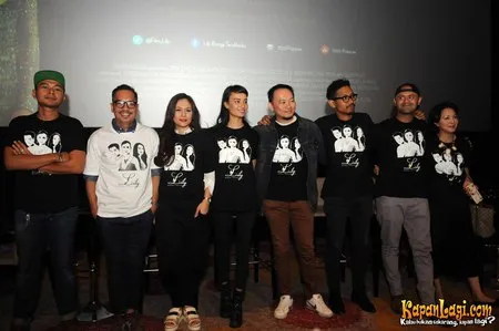 Foto Wulan Guritno