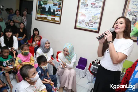 Foto Wulan Guritno