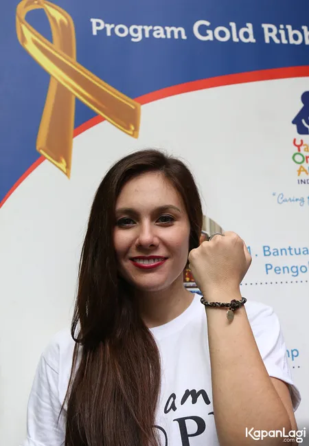 Foto Wulan Guritno