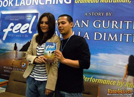 Foto Wulan Guritno