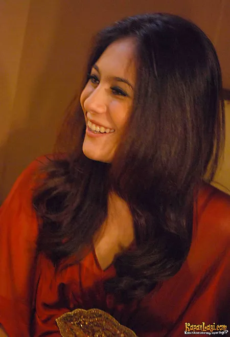 Foto Wulan Guritno