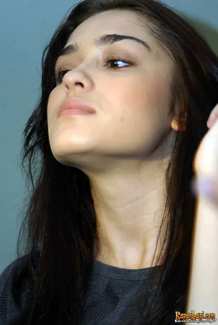 Foto Yasmine Wildblood