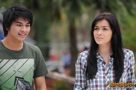 Foto Yasmine Wildblood