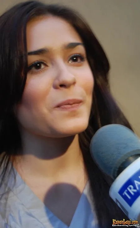 Foto Yasmine Wildblood