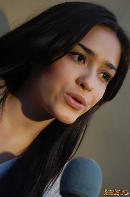 Foto Yasmine Wildblood