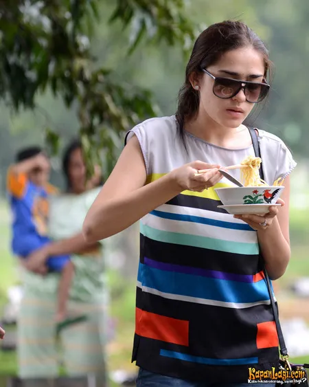 Foto Yasmine Wildblood