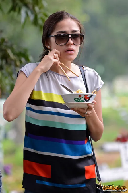 Foto Yasmine Wildblood