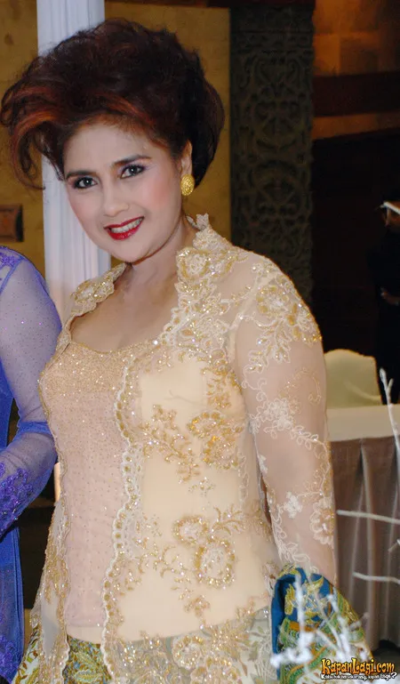 Foto Yati Octavia