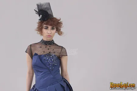 Foto Yaya Dewi Dewi