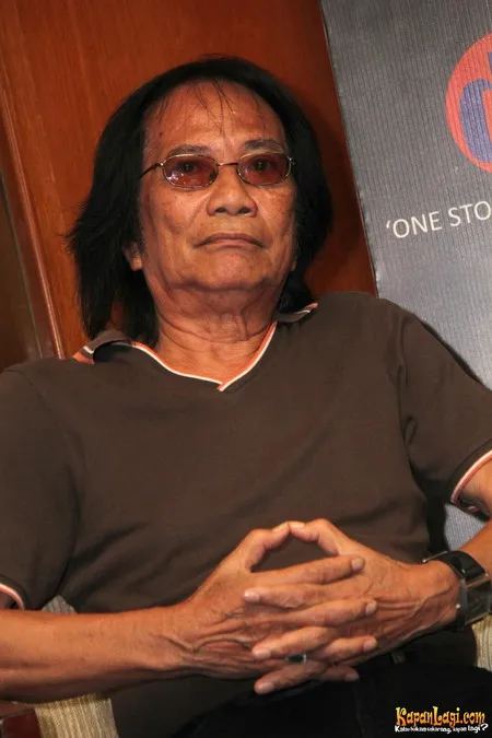 Foto Yon Koeswoyo