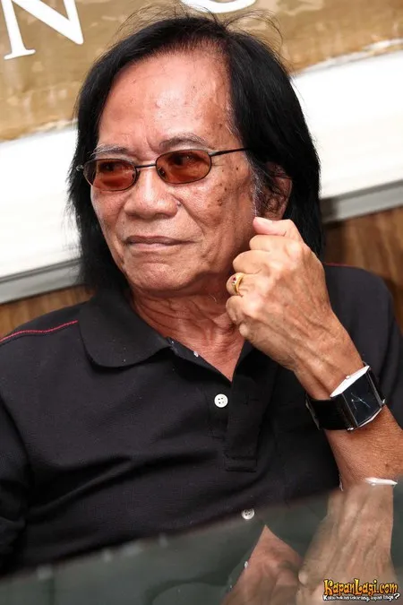 Foto Yon Koeswoyo