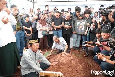 Foto Yon Koeswoyo