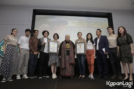 Foto Yoriko Angeline
