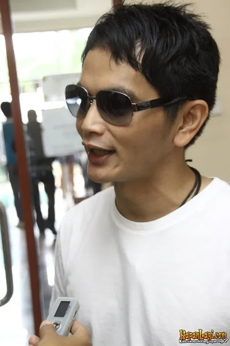 Foto Yosi Project Pop