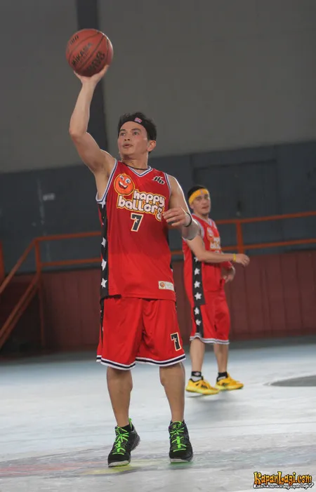 Foto Yosi Project Pop