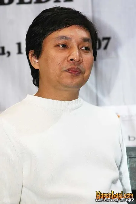 Foto Yovie Widianto