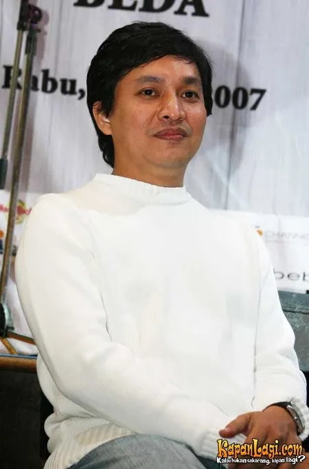 Foto Yovie Widianto