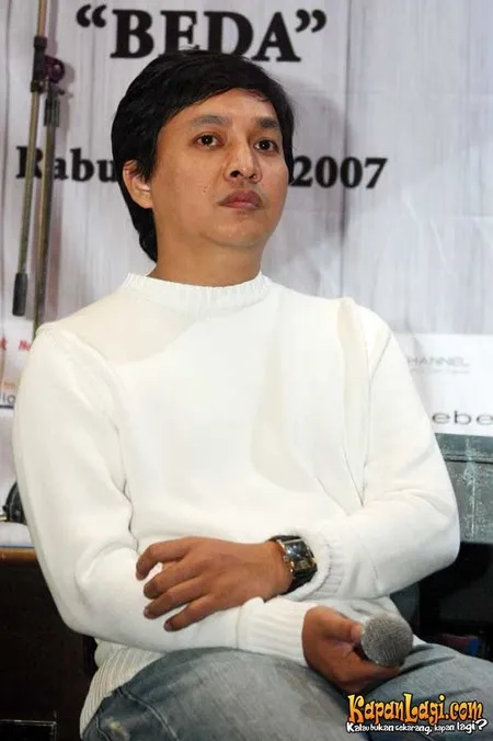 Foto Yovie Widianto