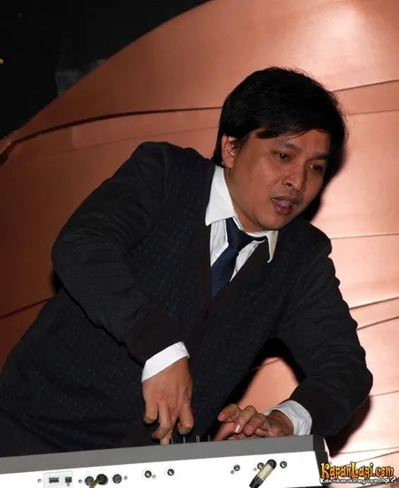 Foto Yovie Widianto