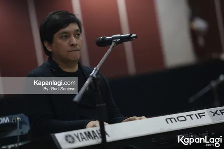 Foto Yovie Widianto
