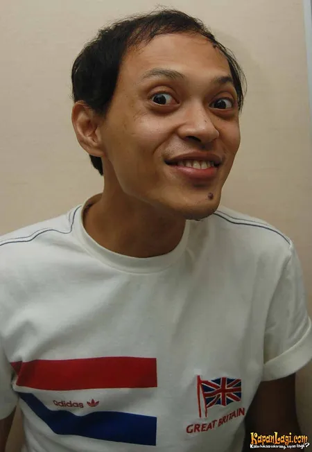 Foto Yton Club Eighties