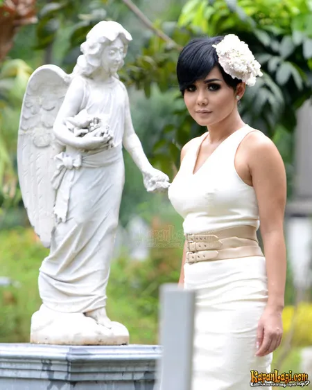 Foto Yuni Shara. Nomor Foto: 2221