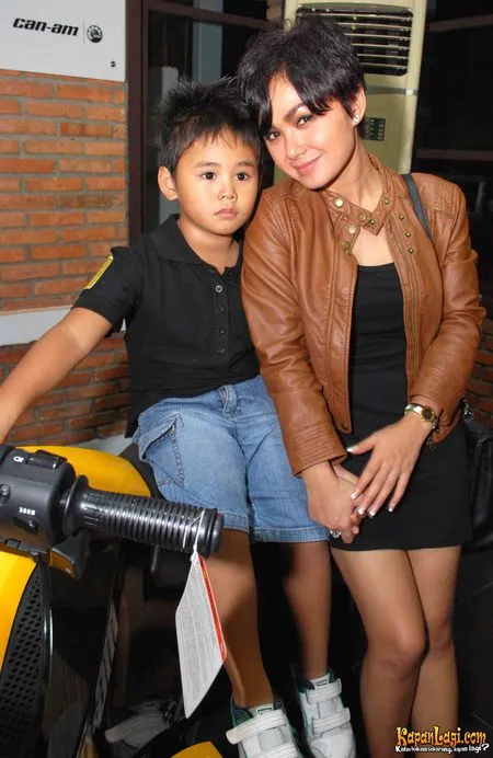 Foto Yuni Shara