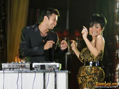 Foto Yuni Shara