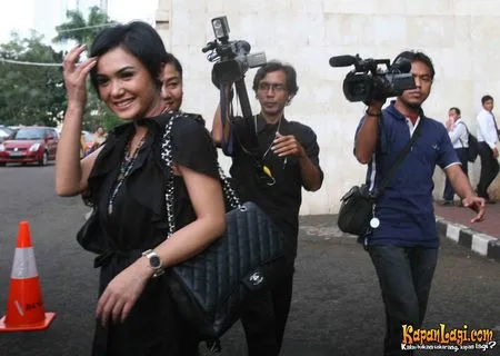 Foto Yuni Shara
