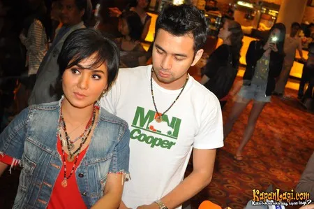 Foto Yuni Shara