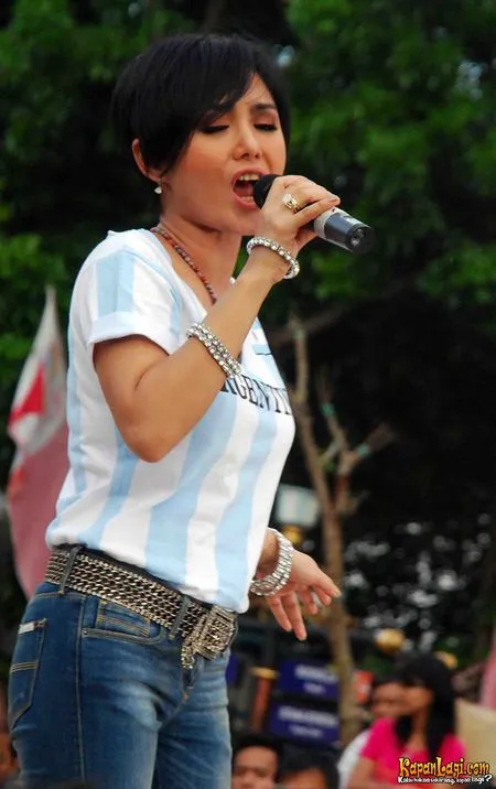 Foto Yuni Shara