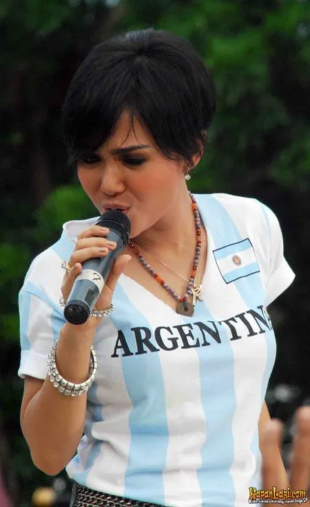 Foto Yuni Shara