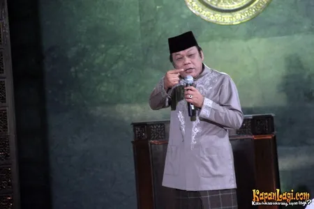 Foto Zainuddin MZ