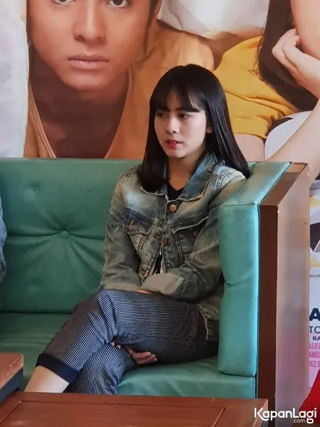 Foto Zara Jkt 48