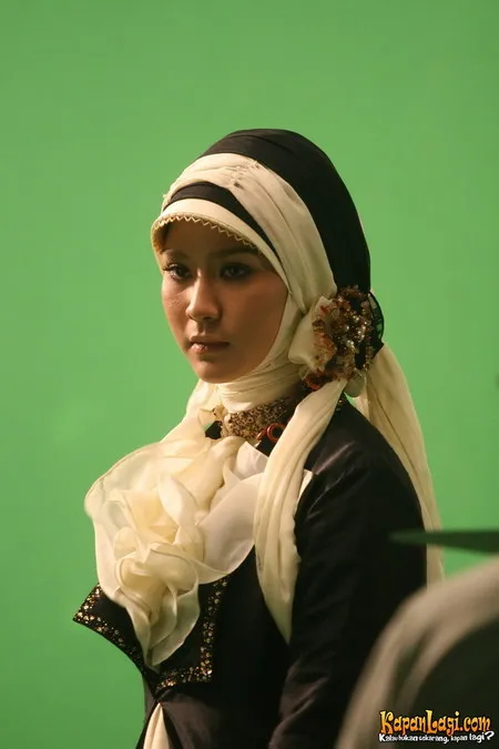 Foto Zaskia Adya Mecca