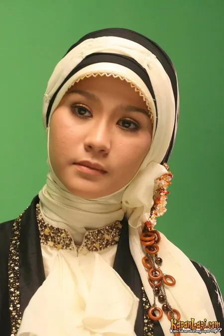 Foto Zaskia Adya Mecca