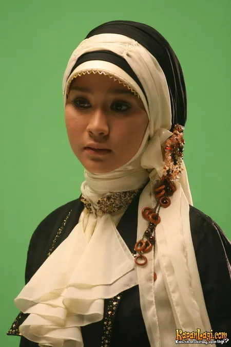 Foto Zaskia Adya Mecca