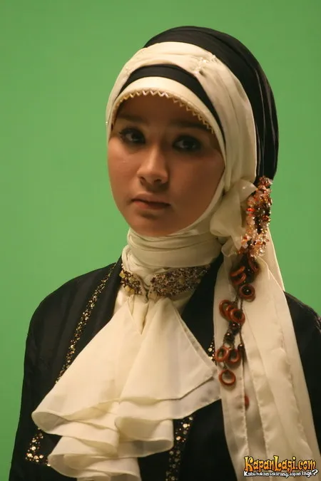 Foto Zaskia Adya Mecca