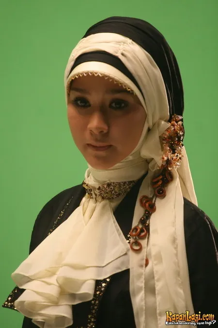 Foto Zaskia Adya Mecca